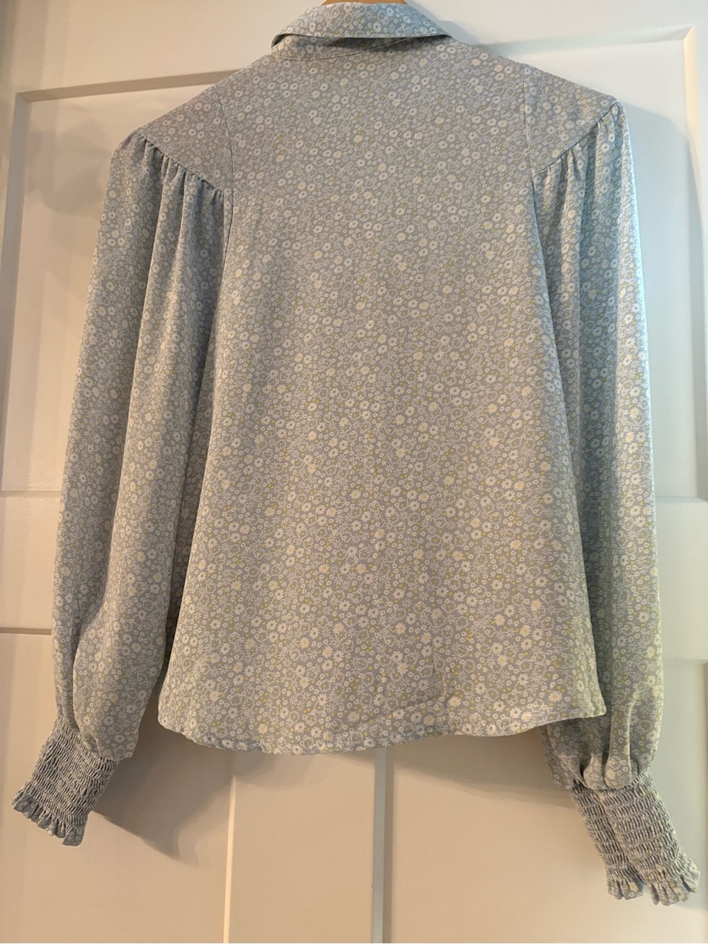 Levi's Light Blue Floral Button-Front Blouse - Picture 5 of 11